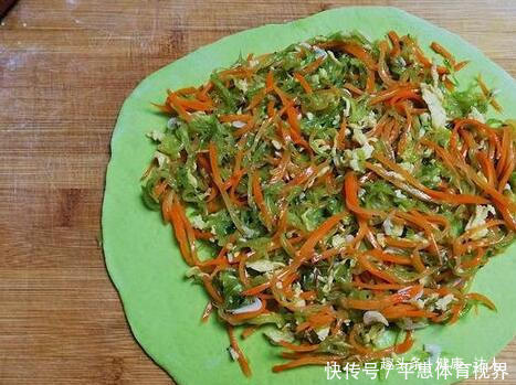 过瘾|黄瓜别再凉拌了,教你新吃法,加2个鸡蛋,简单一做,比吃肉过瘾