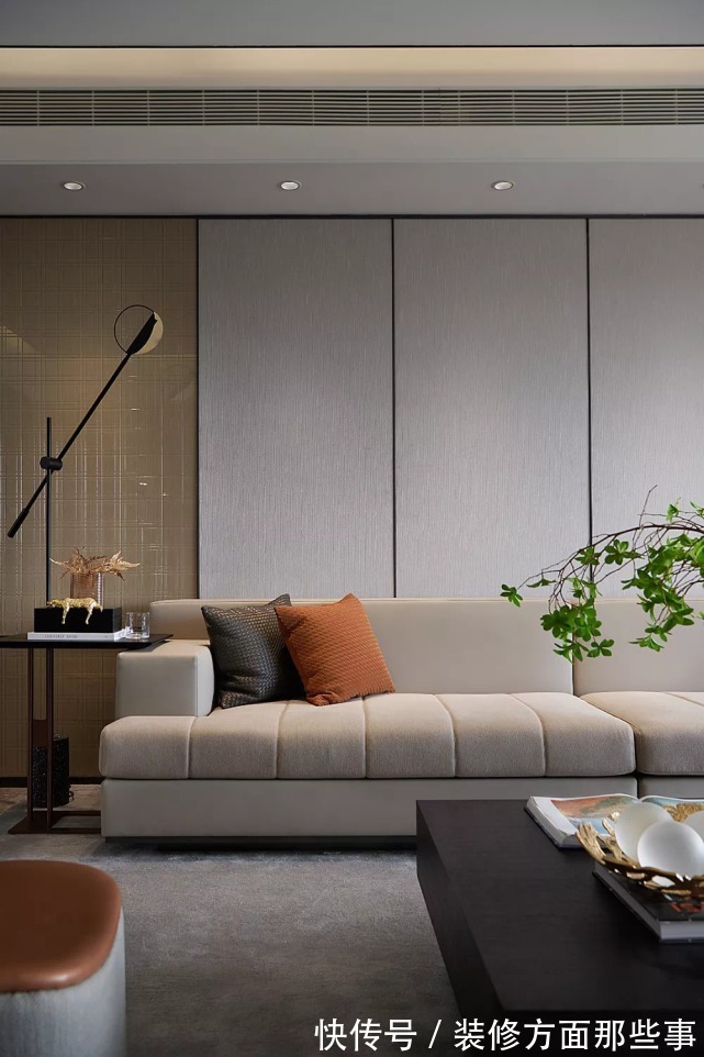 艺术|140平容纳生活百状,既有人间烟火,也要点燃感官的艺术氛围