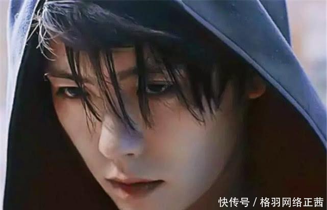  竭是|盗墓笔记：麒麟竭是啥，张起灵吃藏海花了吗，他为啥喝红色液体？