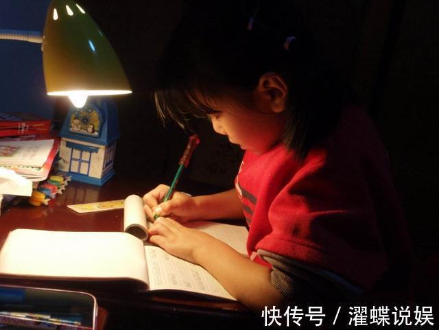 宝妈|“妈,我睡半小时可以吗”8岁女孩闭眼后,宝妈再叫却没了回应