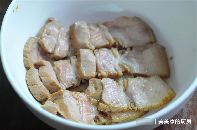 此菜过去吃不起,现在便宜抓紧吃!有人喜欢有人怕,其实特滋补!