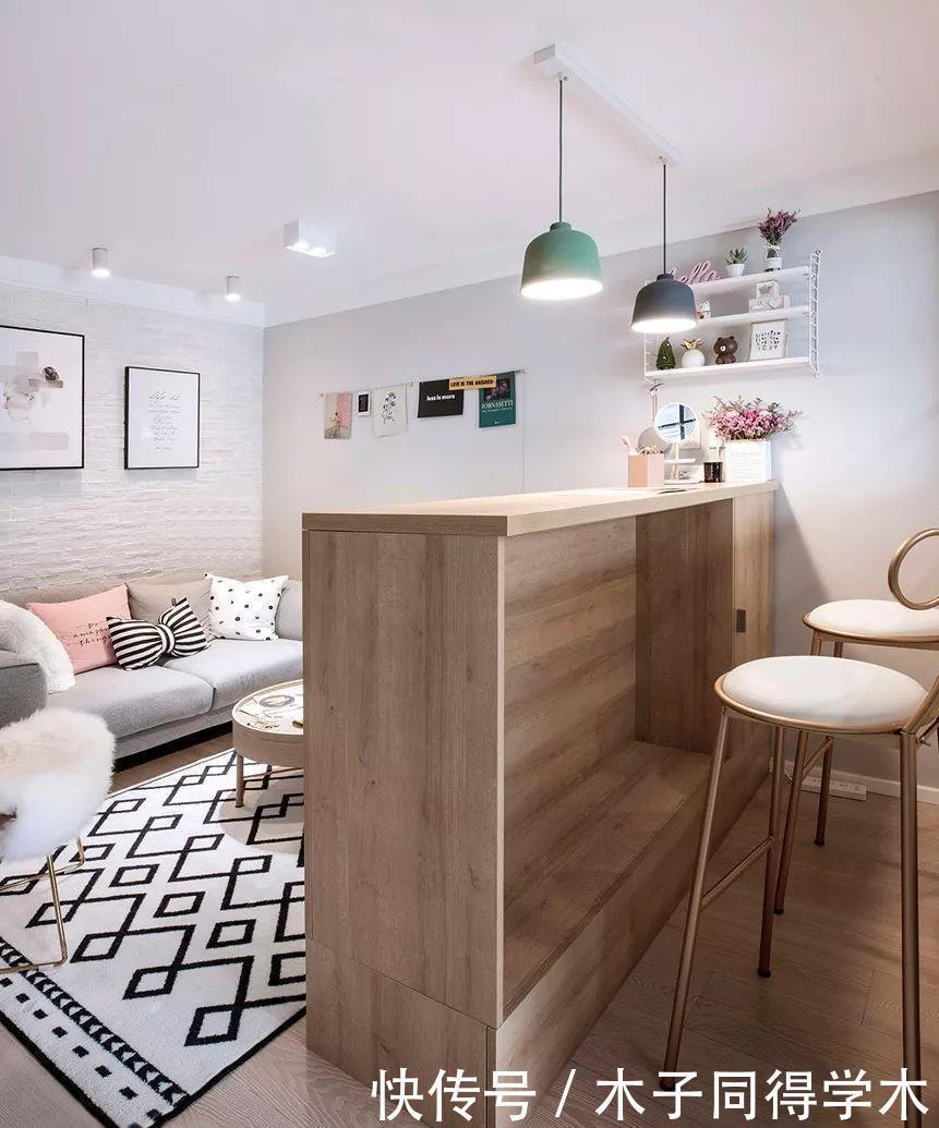 茶几|你家客厅还是沙发+茶几+电视?早过时了,现在年轻人都这样装!