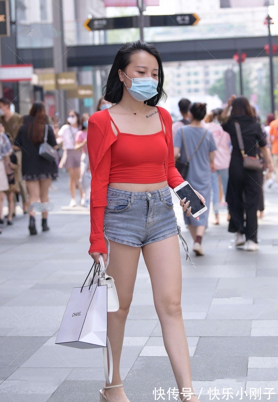 高跟鞋|从未见过如此高级的美女!散发出迷人的成熟气质,自信而优雅