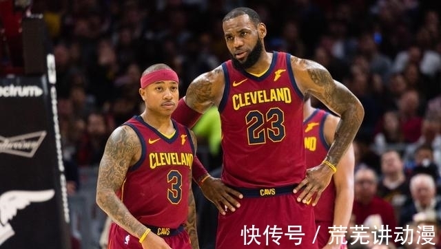 湖人|试训3支球队，仍无球可打！老詹库里都不带你玩，你还要自欺欺人