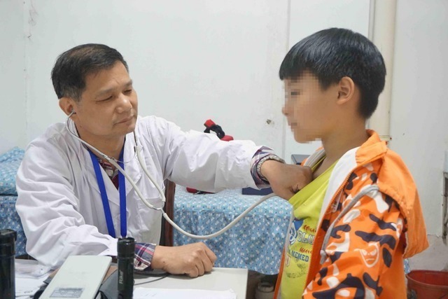 杰杰|身高1.53米妈妈,养出14岁身高就180cm的儿子,长高经验值得学习