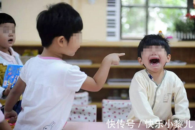 情商|孩子总喜欢“口不择言”？说明情商太低，家长要及时帮他改正