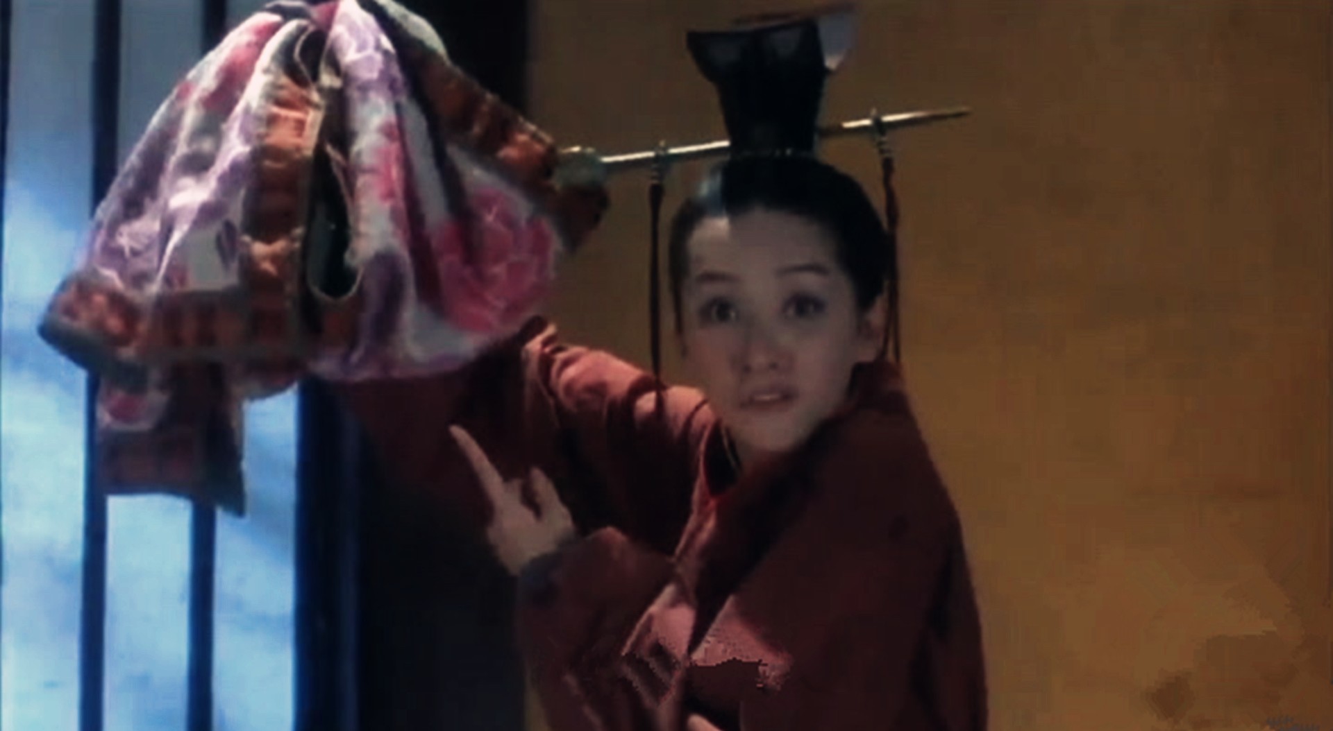 六百里地|楚怀王被张仪连骗3次，楚国灭屈原自尽都与此有关，他为何这么傻