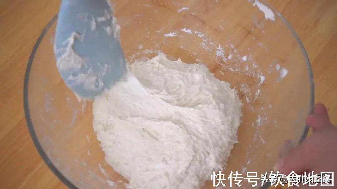 4种材料,不发酵,不用烤箱,自制起酥煎饼,香喷喷的面食