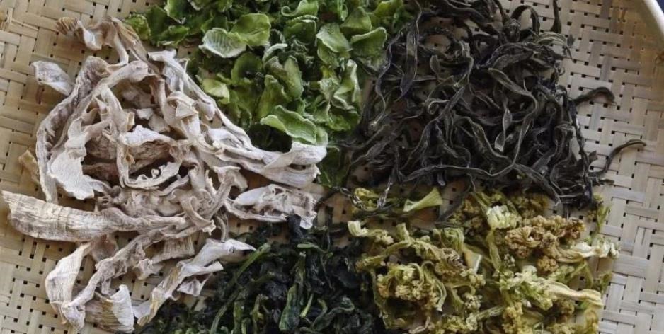 4种“晒干”更香的蔬菜，可以存放1年，第三种留着冬天炖肉，真香