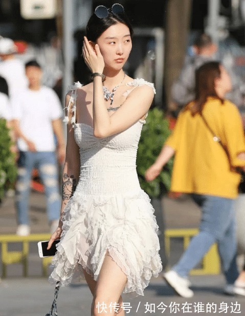 面料|藏了5年的衣服还舍不得扔，面料都“长毛”了，还好意思穿出门