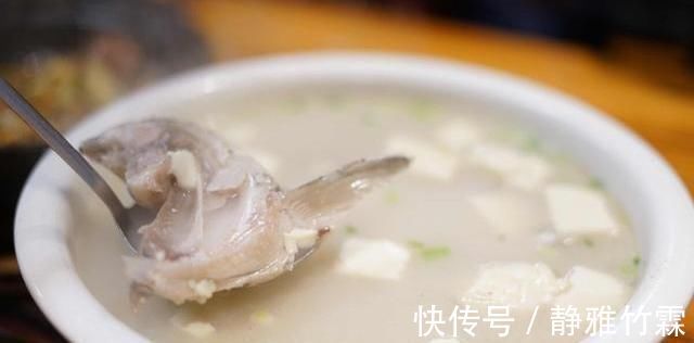 鱼汤|炖鱼汤用冷水还是热水？经过大厨指点才明白，难怪煮不出奶白色
