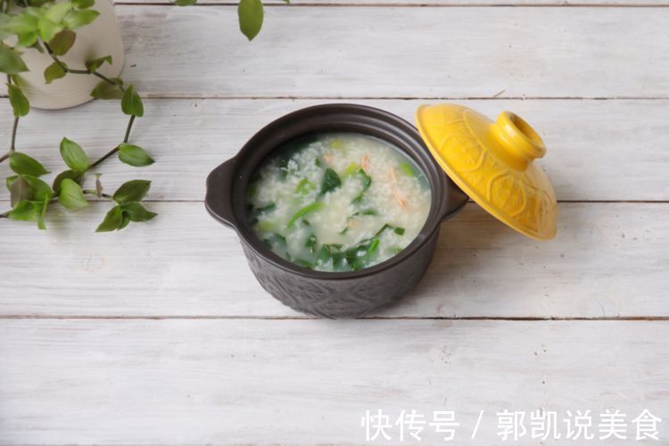 滋补|菠菜瘦肉粥,营养滋补,冬天要常喝,暖身又暖胃