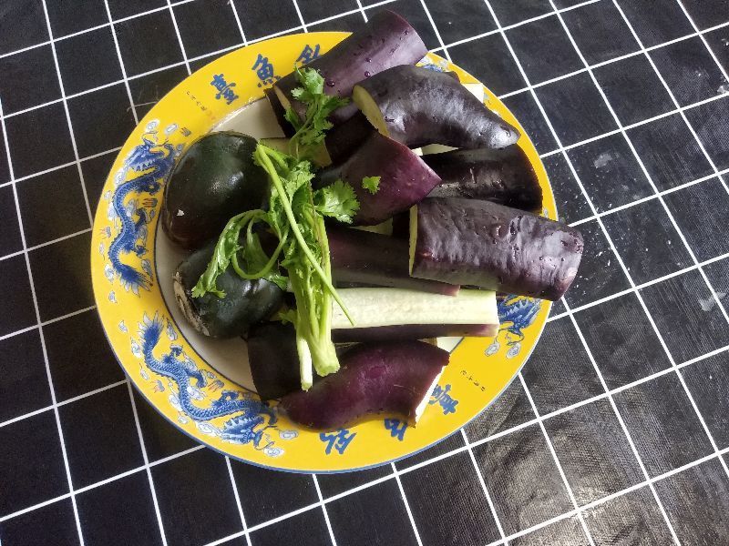 三伏天，喝酒配什么菜好这10道下酒菜有荤有素，啤酒白酒都配