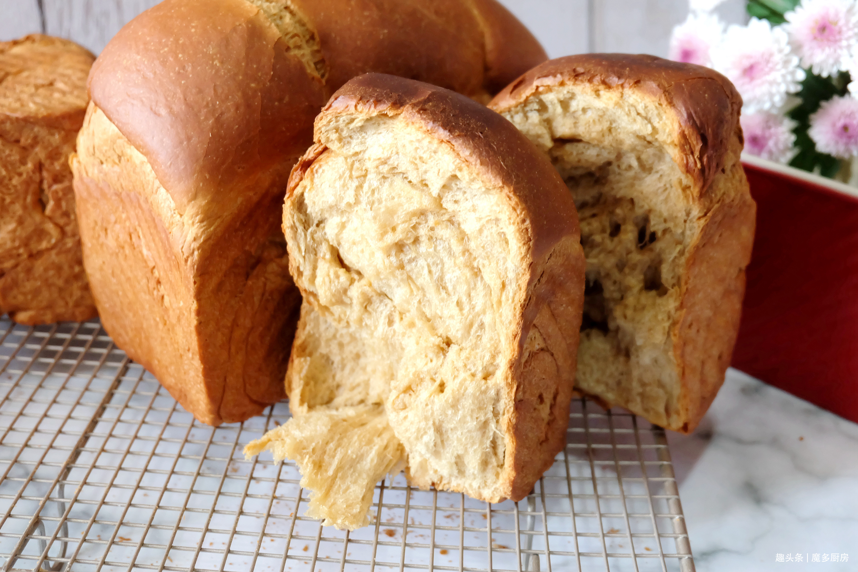 面包好吃又好做，家庭自制面包干净卫生营养健康，不比买的差