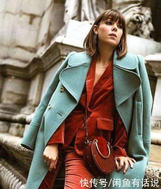 a6418|敢在西装外面披大衣的女人,气场太强大!一看就惹不起