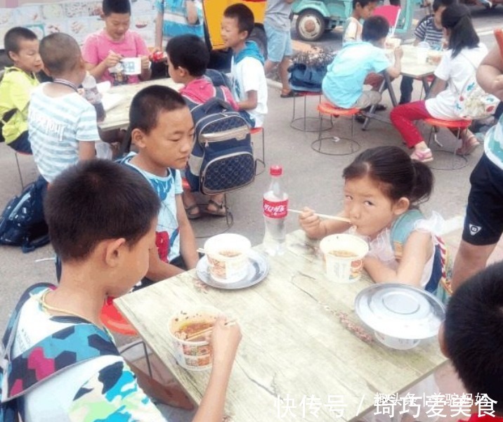 一日三餐|想让孩子长高,早餐最好远离这食物,“3不原则”父母更要早了解