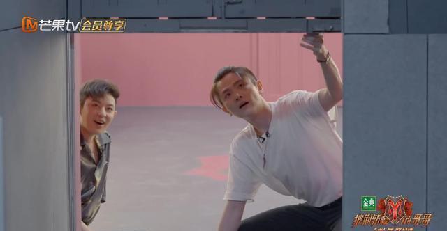 《哥哥》：一開始以為是看哥哥們答題，看完后才發(fā)現(xiàn)原來主角是門