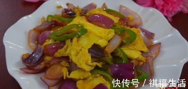 翻炒均匀|洋葱炒鸡蛋最好吃的做法,简单美味又下饭,看看你喜欢吃不?