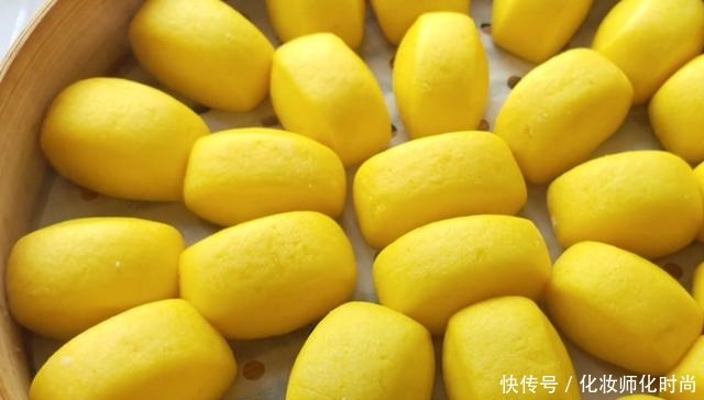 不用|半个南瓜,一碗牛奶,不用发面,奶香浓郁,松软香甜,孩子抢着吃