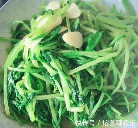 蘿卜|女性不想肚子鼓鼓，要多吃此菜，排出毒素垃圾，給身體來個大掃除