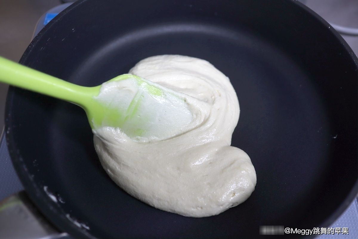 自制网红草莓牛轧糖，春节待客小零食不愁了，好吃好看一学就会