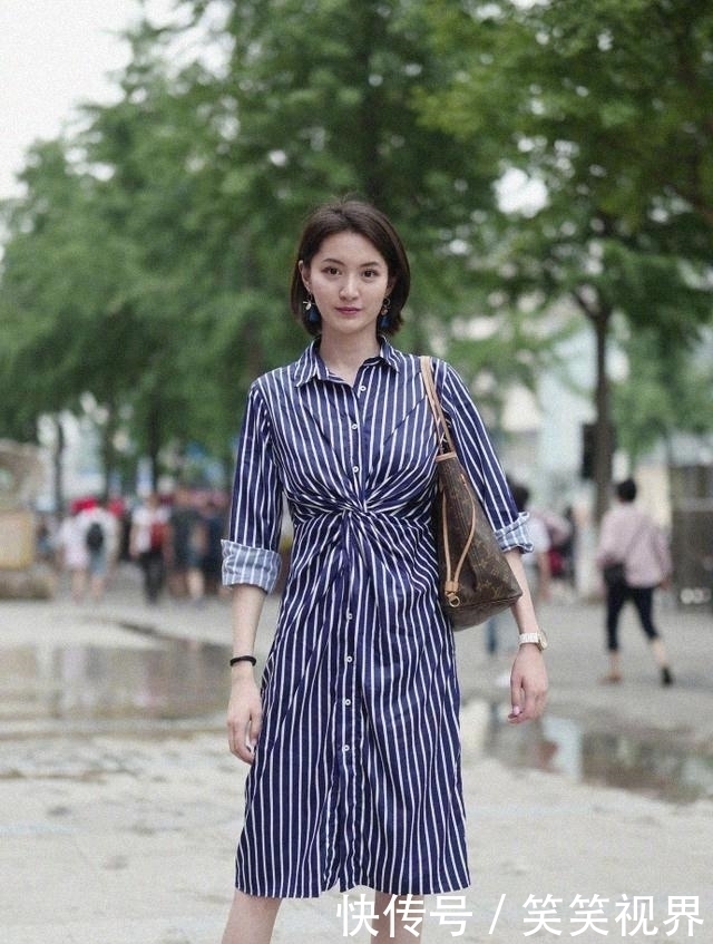 美女|街拍:第7位美女身材丰满,凹凸有致,既美丽又性感