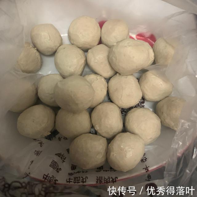  简单|白菜肉丸汤，简单又美味