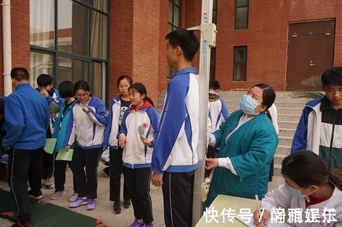 身体|孩子身体“停止发育”的3个信号,若是全中,身高往往不会再长