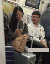 |搞笑GIF:这就有点看不懂了,同样是妹子,为什么她就那么优秀?