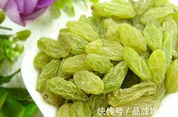 保护心|葡萄干和此物一起吃，气血好了，脸色红润，给身体来个大扫除！