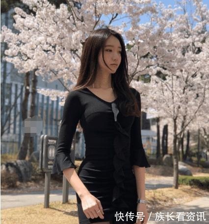 连衣裙|黑色连衣裙搭配黑色高跟鞋,气质优雅,时尚高贵
