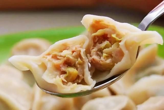 馅料|为什么饭店的饺子比家里的香？只因多加了“这东西”不懂赶快学学吧