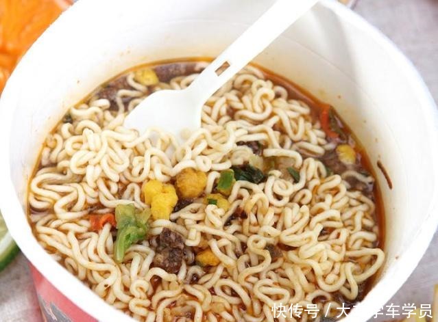 康师傅“引以为傲”的5款方便面,味道无与伦比,你吃过几种