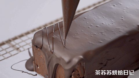 皇家巧克力蛋糕做的对,脆嫩满足又美味