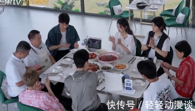 重心|《中餐厅5》重心偏离，嘉宾卖力凹人设，也挡不住风评变差