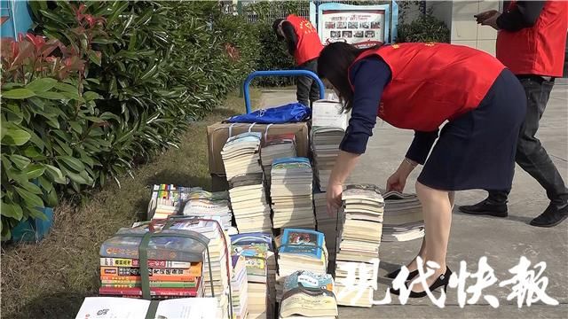河南|一本书一份爱！江苏盐城东台志愿者为河南受灾孩子募集近万本课外图书