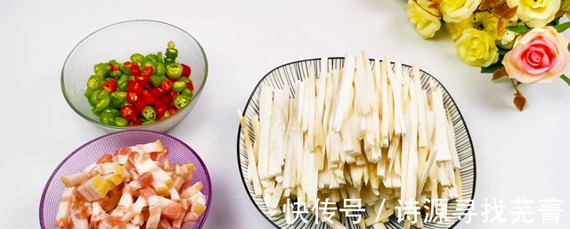 上饭店经常点的这道菜，简单易做，上桌就抢光，全家都喜欢！