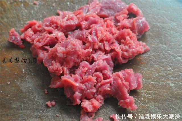  土豆|此菜确实贵，但春天要多给孩子吃，补脑又强身，做法简单味道鲜！