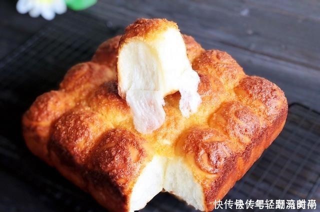 这面包跟棉花一样软,植物油做椰蓉酱竟比黄油还好吃,配方全赠送