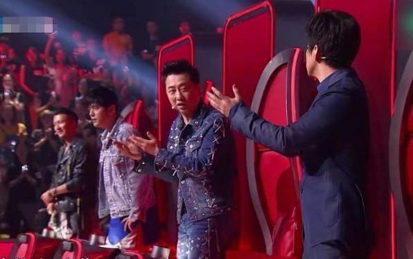 陈彼得 他74岁参加《中国好声音》,四位导师无一转身,庾澄庆:是我们不配!