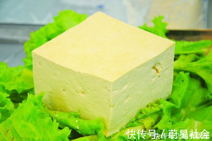 一把黄豆，卤水石膏都不用，在家轻松做豆腐，简单到小学生都会