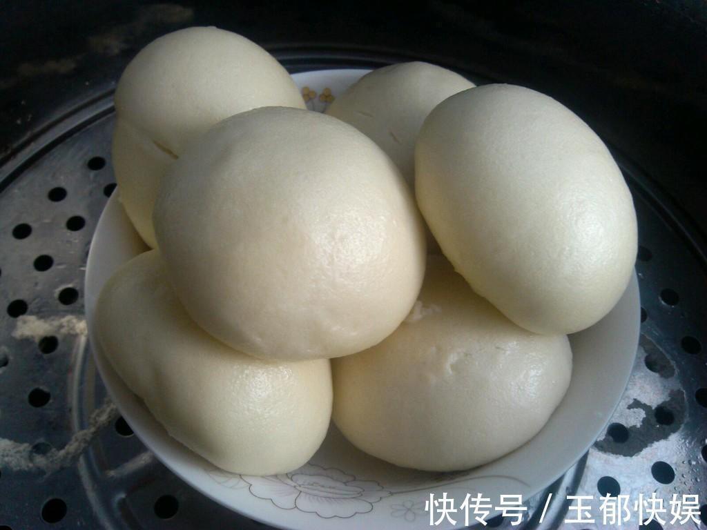 保存馒头,切记不要直接放冰箱,教你一个好办法,放30天仍好吃!