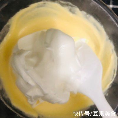 蛋白霜|轻乳酪蛋糕中午刚做完，晚上又想吃了