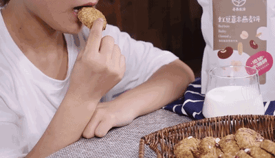 5种适合中老年人的零食，营养高好吸收，无聊时边吃边养身