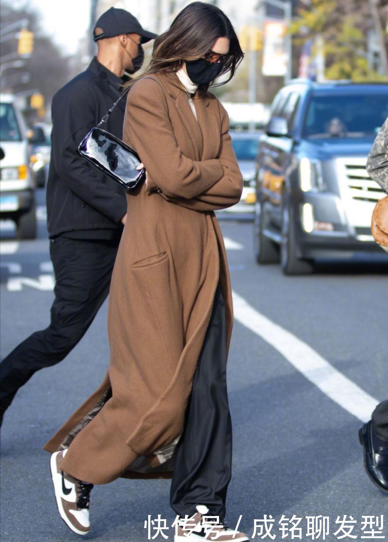 保暖|裤子的版型比颜色重要,冬季搭配认准这三款,保暖显瘦又时尚