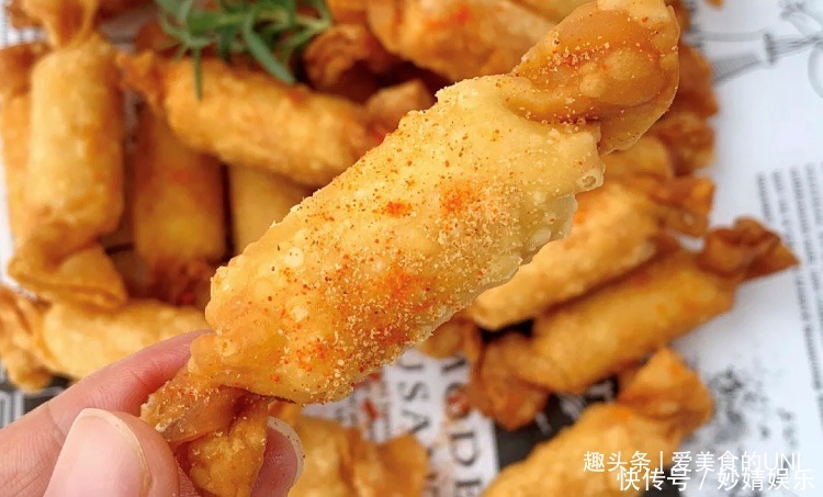 香酥好吃!吃一口就爱上的香酥椒盐糖果肠!