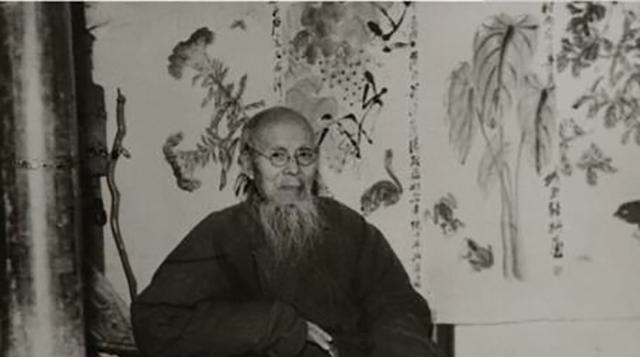 耕牛图$齐白石作画时“漏”了几笔,女徒弟补上后,764万的名画只值64万