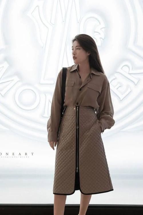 做“平平无奇”的时装，究竟有多难？