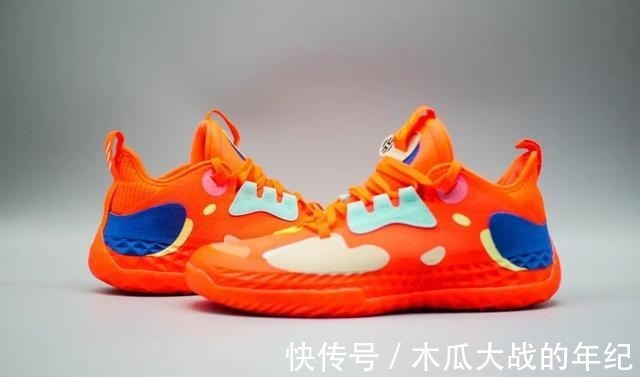 战靴 当之无愧的旗舰款!哈登5代能成为下一款划时代的战靴吗!