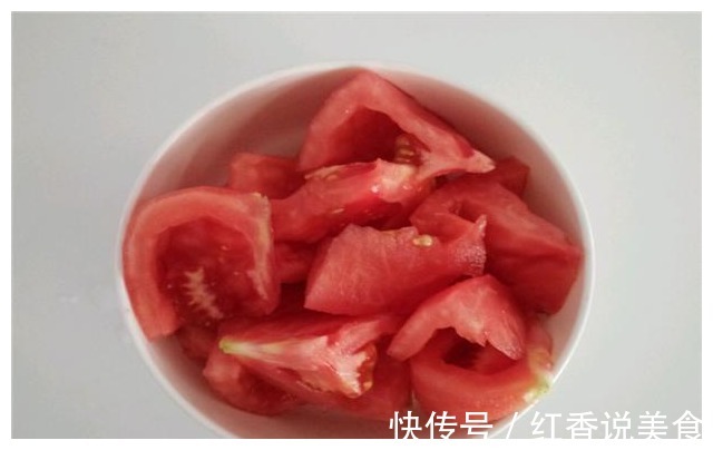 入冬了，学会这道面的制作，多给家里人做一做，营养简单还好吃！